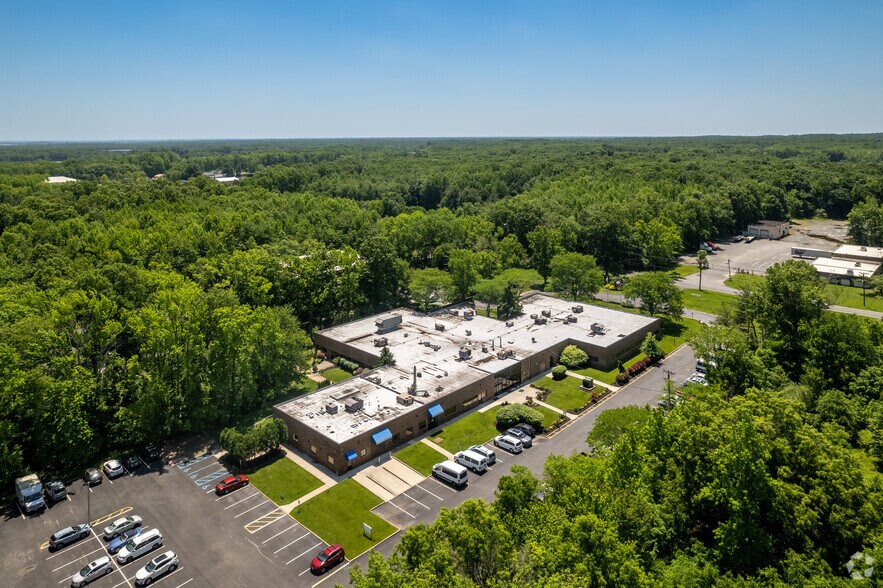 More Photos Of 219 Black Horse Ln, North Brunswick Medical For Lease