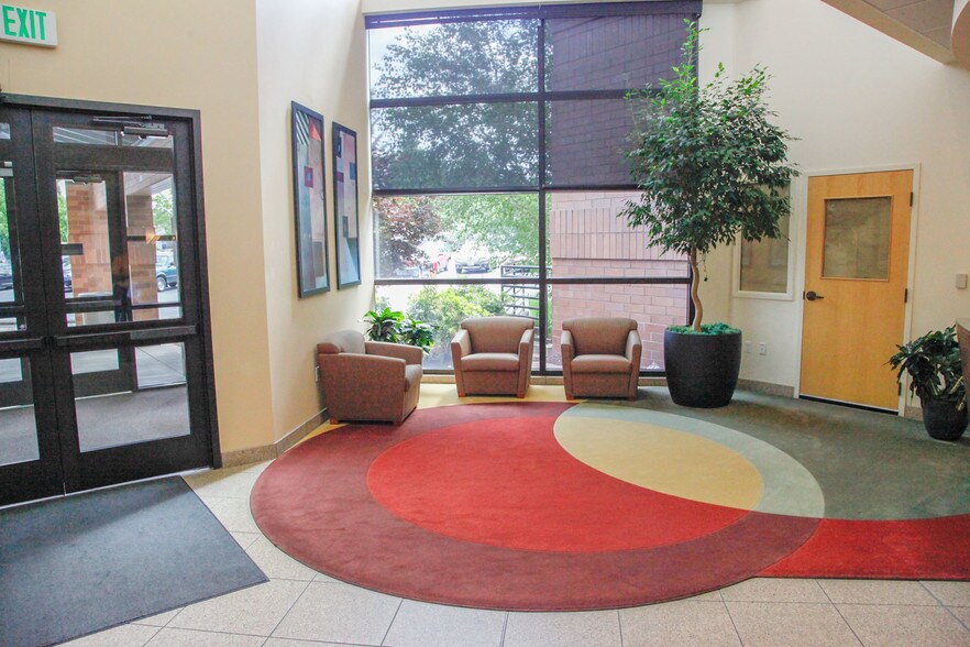 More Photos Of 5121 Skyline Village Loop S, Salem Medical For Sale