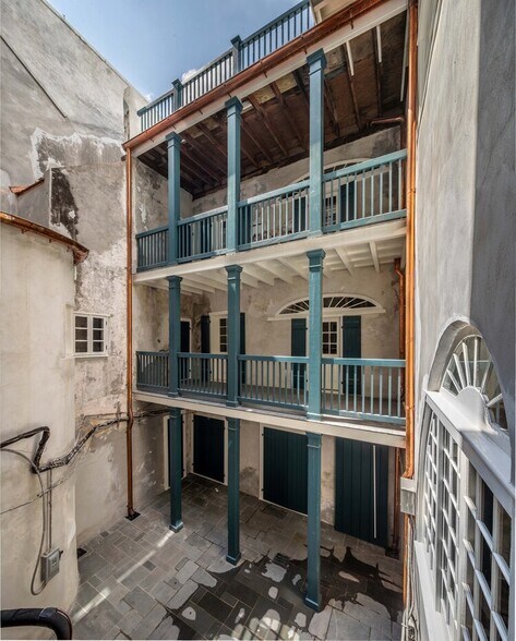 More Photos Of 640 Royal St, New Orleans General Retail For Sale