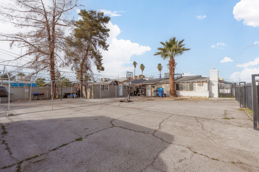 More Photos Of 1204 S Eastern Ave, Las Vegas Religious Facility For Sale