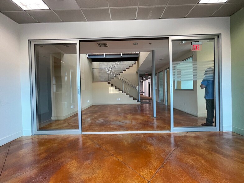 More Photos Of 13806 S Inglewood Ave, Hawthorne Loft Creative Space For Sale