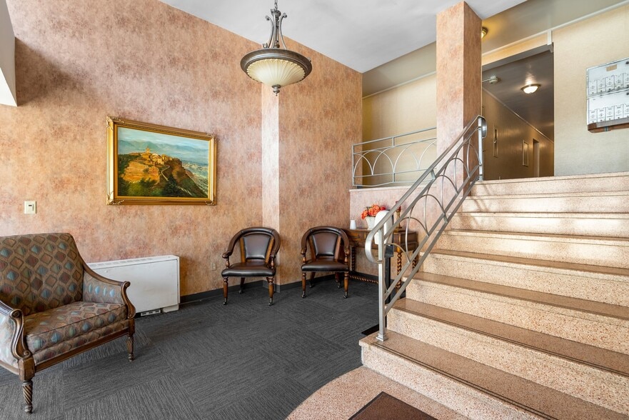 More Photos Of 4107 Connecticut Ave NW, Washington Apartments For Sale