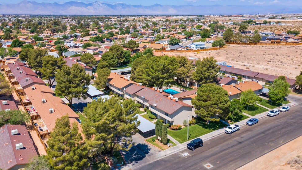 More Photos Of 121 N Gateway Blvd, Ridgecrest Apartments For Sale