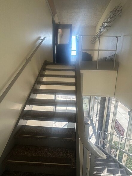 More Photos Of 712 N Franklin St, Watkins Glen Bank For Lease