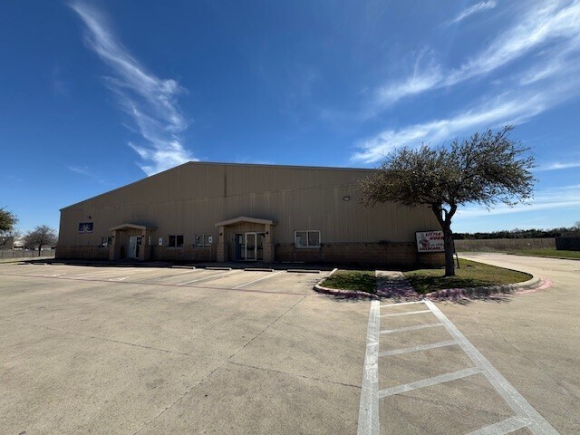 More Photos Of 11701 Hero Way W, Leander Schools For Lease