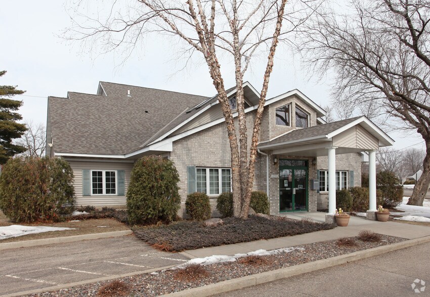 More Photos Of 12390 Sherburne Ave, Becker Office For Sale