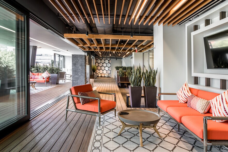 More Photos Of 6116 Executive Blvd, Rockville Office For Lease