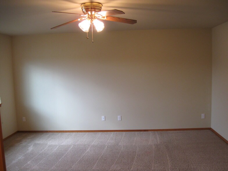 More Photos Of 673 SW 20th St, Chehalis Apartments For Sale