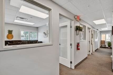 More Photos Of 137 S Prospect Ave, Tustin Office For Lease