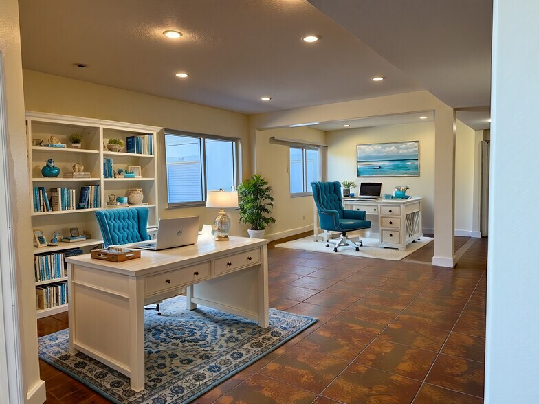 More Photos Of 1155 NE Cleveland St, Clearwater Office Residential For Lease