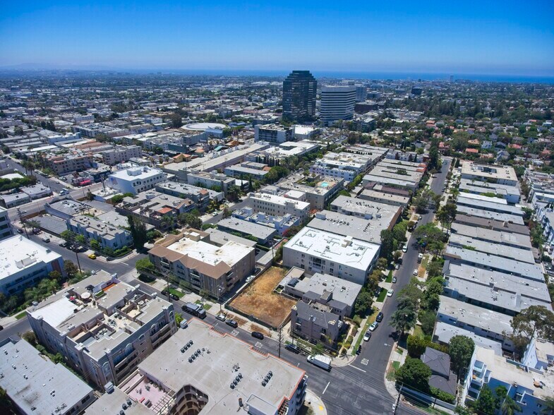 More Photos Of 1121 S Westgate Ave, Los Angeles Land For Sale