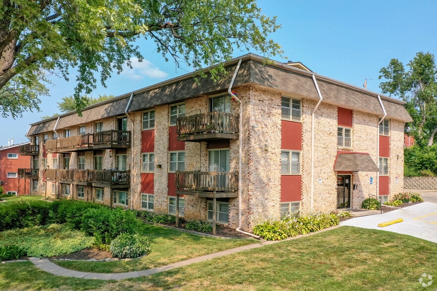 Primary Photo Of 1367-1369 S 76th Ave, Omaha Apartments For Sale