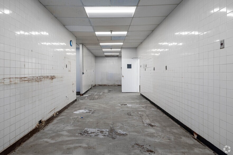 More Photos Of 8221 Preston Ct, Jessup Warehouse For Lease