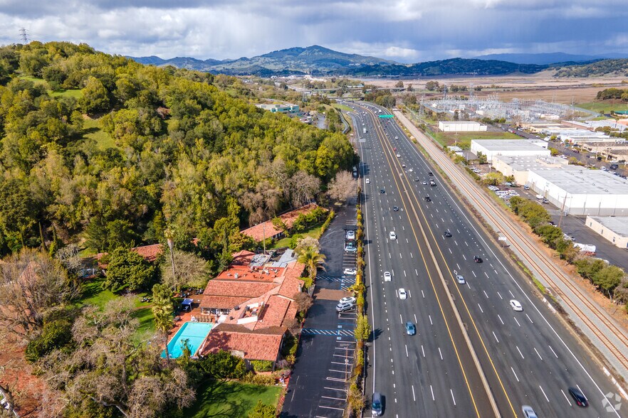 More Photos Of 250 Entrada Dr, Novato Hotel For Lease