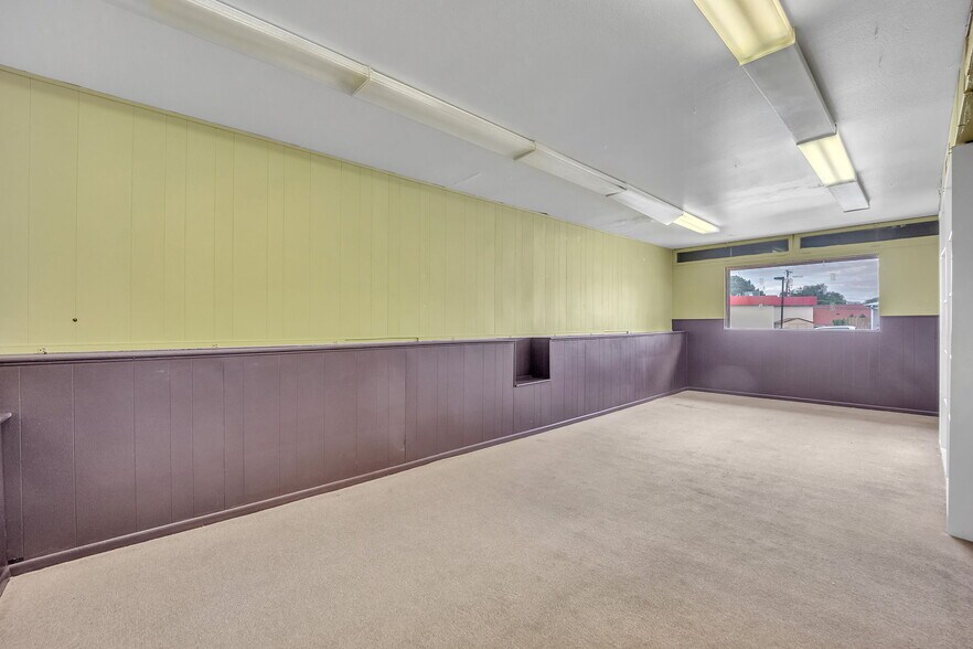 More Photos Of 2924 Beacon St, Colorado Springs Medical For Sale