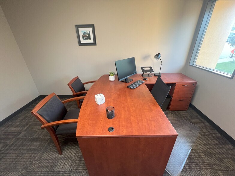 More Photos Of 300 3rd Ave SE, Rochester Coworking Space