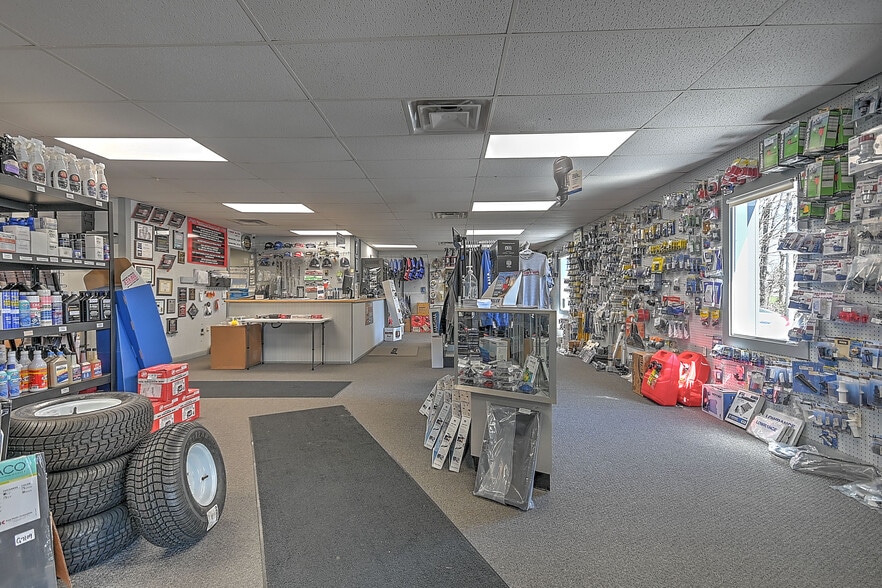 More Photos Of 2905 Cherokee Park Rd, Morristown Auto Dealership For Sale