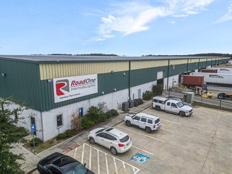 More Photos Of 161 Morgan Lakes Industrial Blvd, Savannah Warehouse For Lease