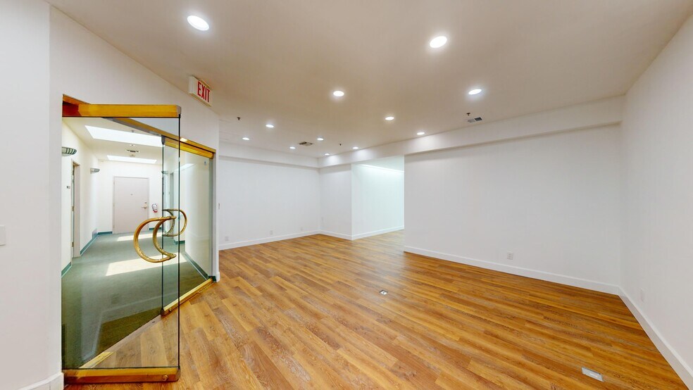 More Photos Of 1415 W Magnolia Blvd, Burbank Office Residential For Sale