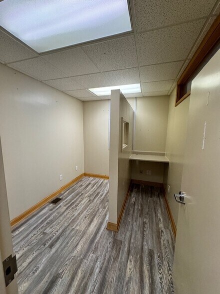 More Photos Of 108 Park Ave, Banner Elk Medical For Lease