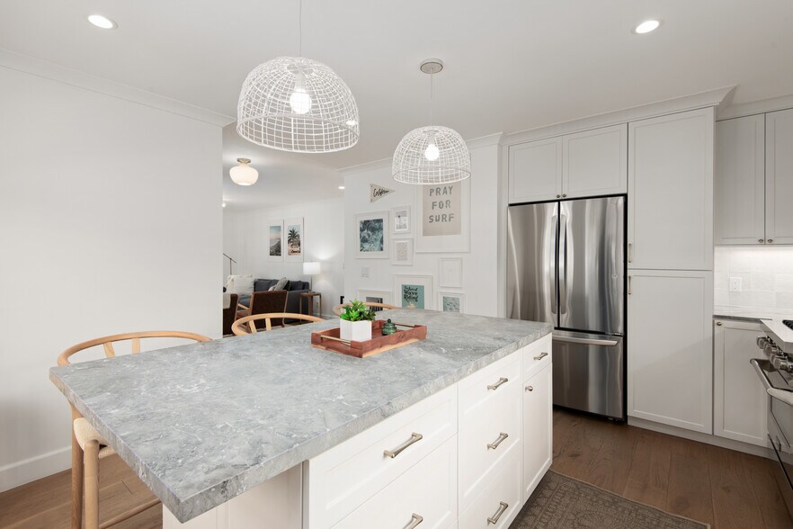 More Photos Of 937 3rd St, Encinitas Apartments For Sale