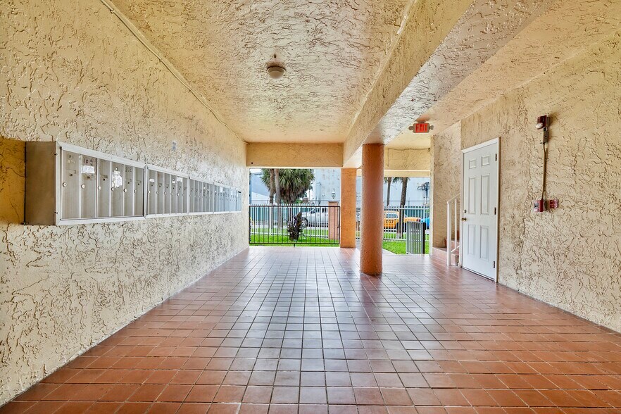 More Photos Of 2400 NW 16th Street Rd, Miami Apartments For Sale