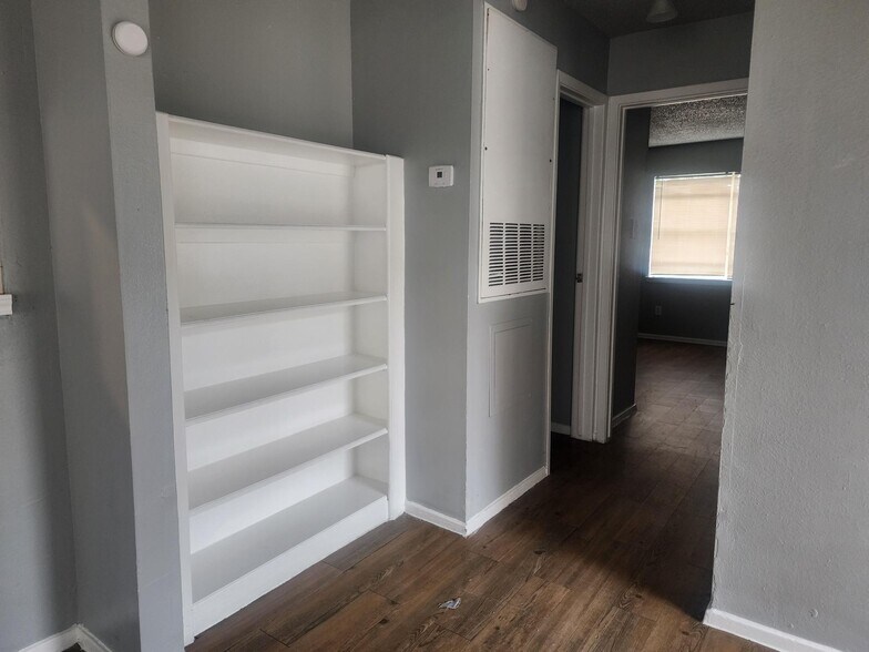More Photos Of 5502 Farley Dr, Houston Apartments For Sale