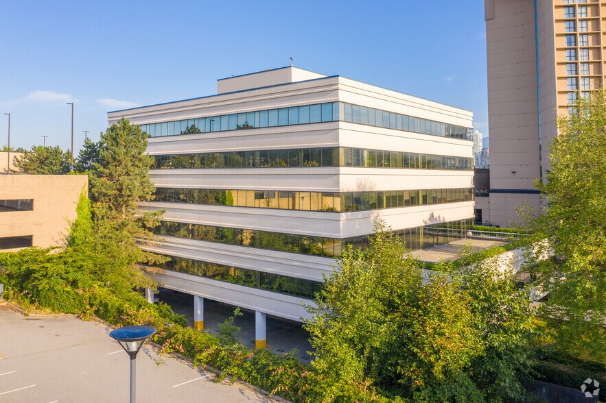 More Photos Of 4370 Dominion St, Burnaby Office For Lease