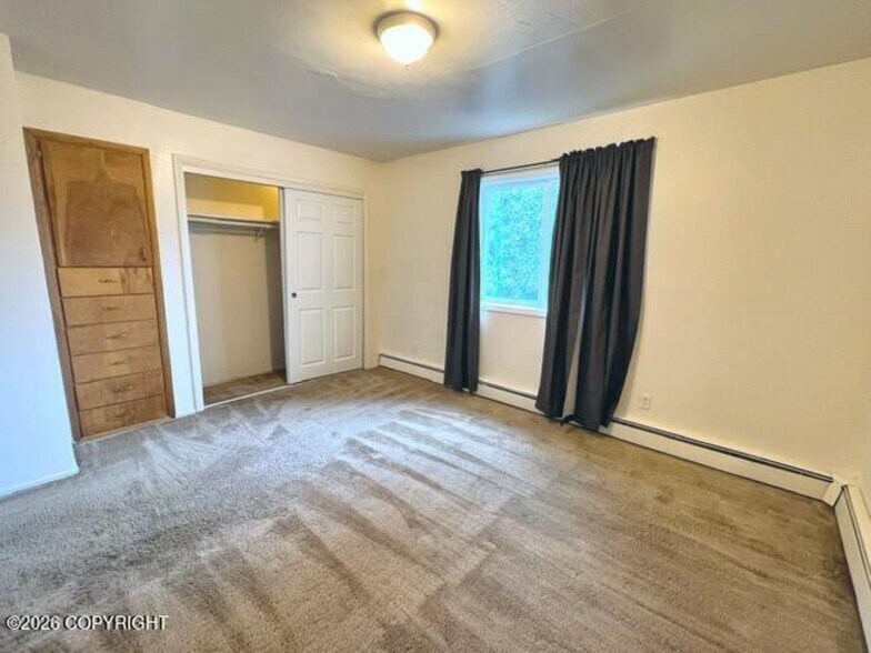 More Photos Of 513 E 15th Ter, Anchorage Apartments For Sale