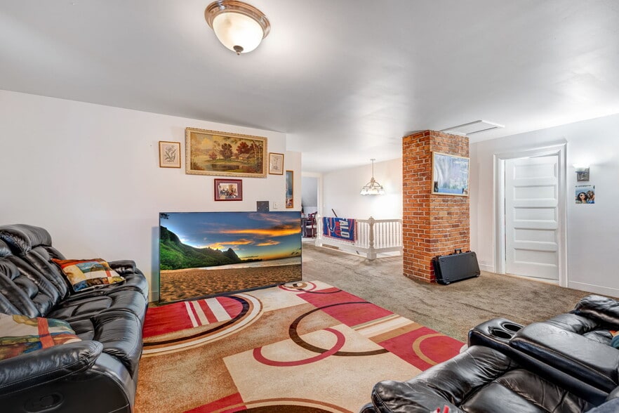 More Photos Of 461 Linwood Ave, Buffalo Apartments For Sale