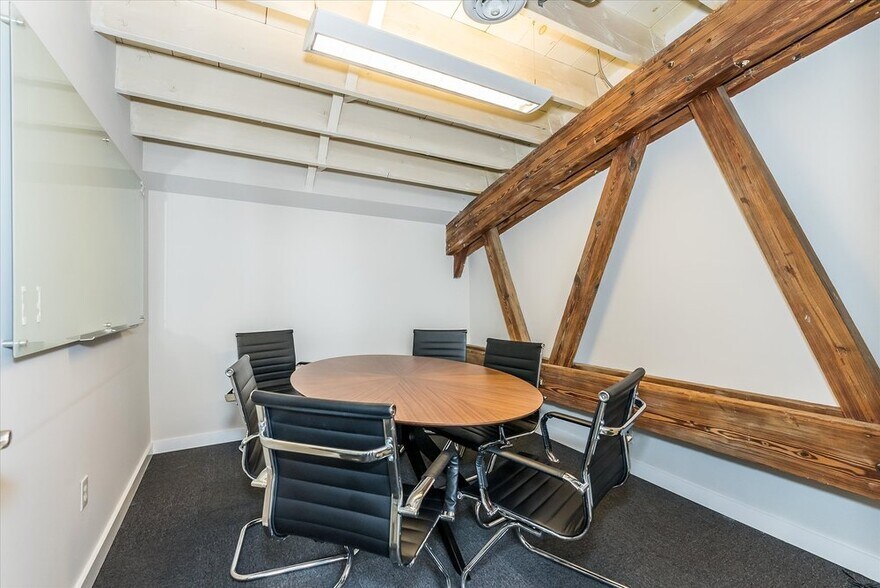 More Photos Of 10 Lackawanna Plz, Montclair Storefront Retail Office For Lease