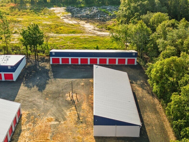 More Photos Of 13396 76th St, Live Oak Self Storage For Sale