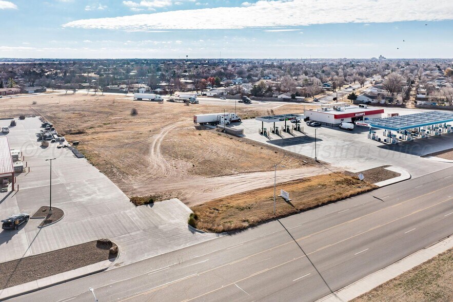 More Photos Of 2410 Perryton Pky, Pampa Land For Sale