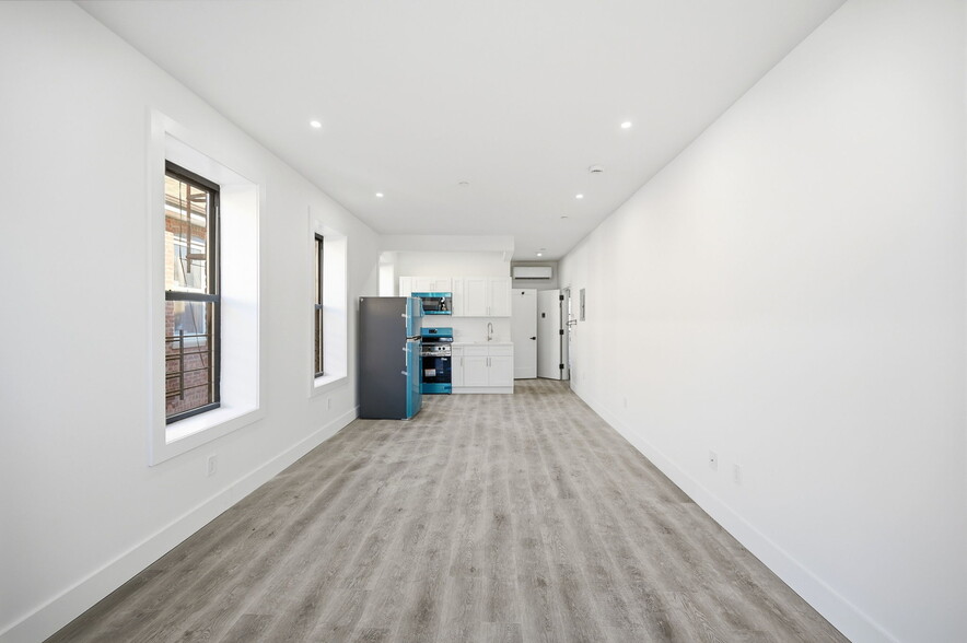 More Photos Of 2152 Muliner Ave, Bronx Apartments For Sale