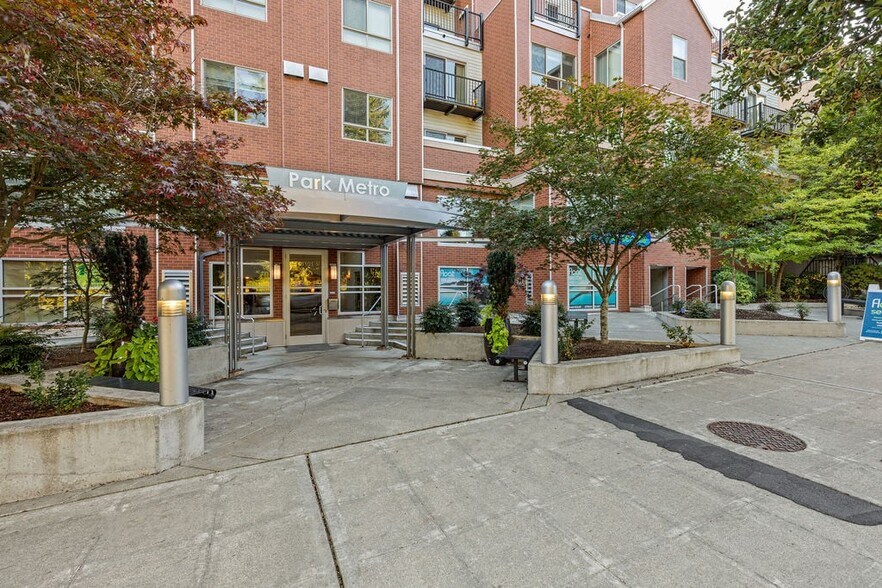 More Photos Of 11101 NE 12th St, Bellevue Apartments For Lease