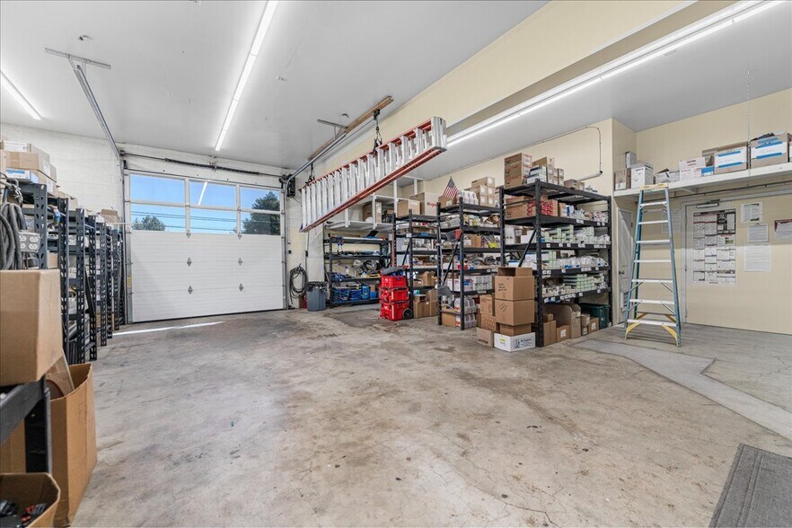 More Photos Of 2937 Merriman Rd, Medford Storefront Retail Residential For Sale