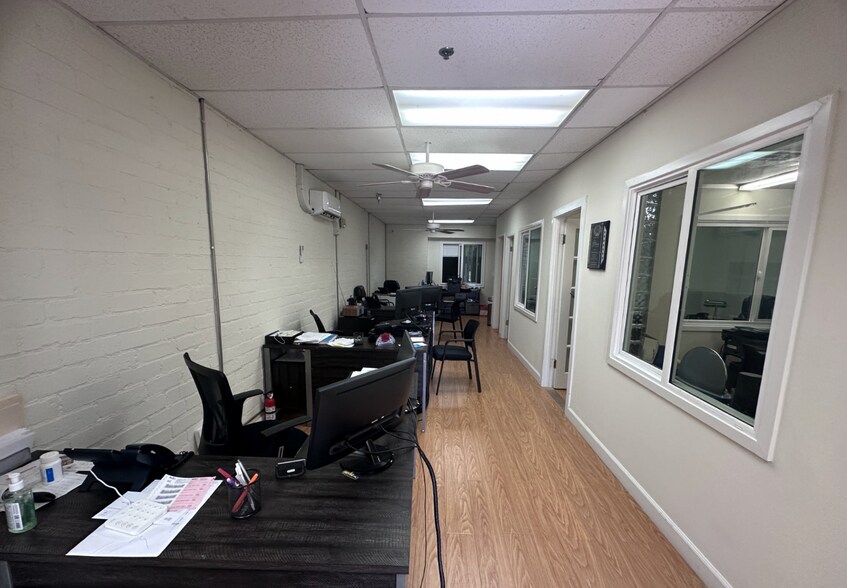 More Photos Of 1605 W Magnolia Blvd, Burbank Freestanding For Sale