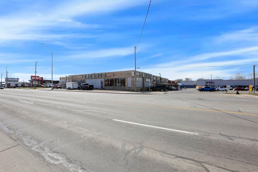 More Photos Of , Lancaster General Retail For Sale