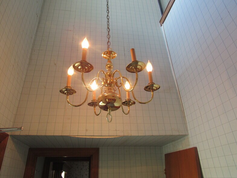 More Photos Of 219 8th St N, Columbus Office Residential For Lease