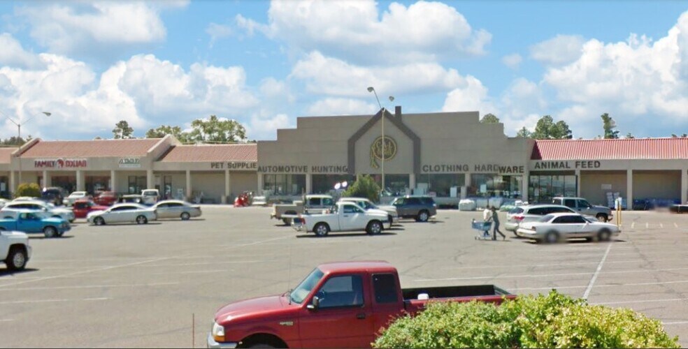 Primary Photo Of 161 E Deuce of Clubs, Show Low Supermarket For Lease