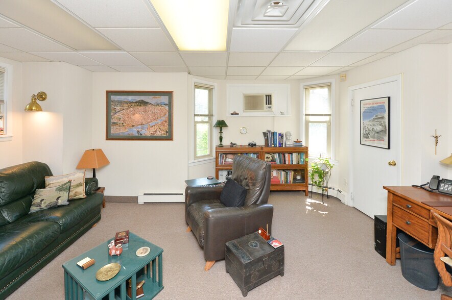 More Photos Of 169 Dayton St, Ridgewood Loft Creative Space For Sale