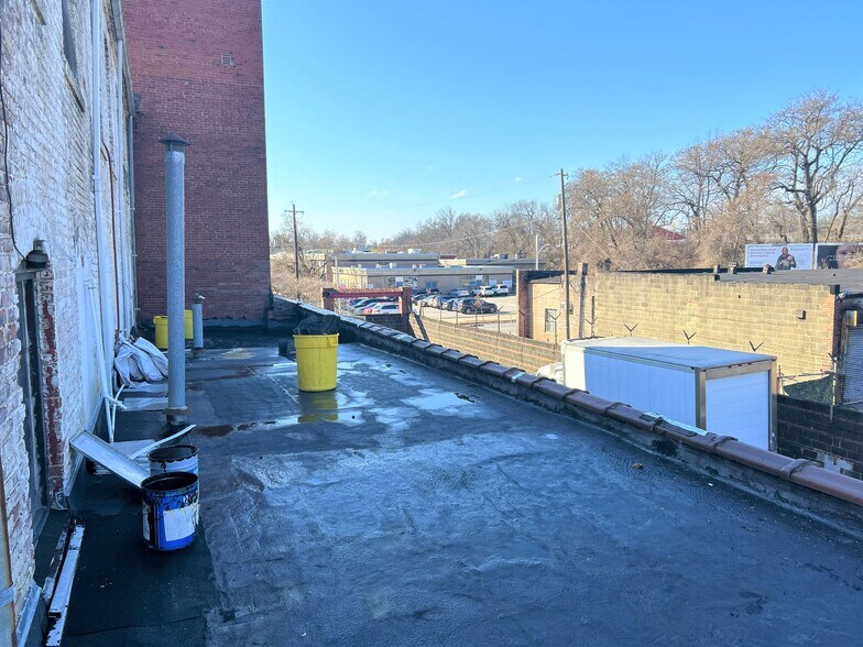 More Photos Of 901-909 S Carey St, Baltimore Warehouse For Sale