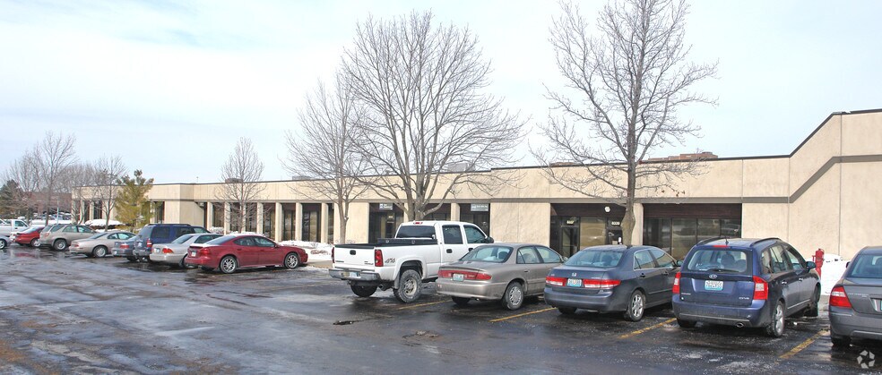 More Photos Of 8317-8405 Melrose Dr, Lenexa Flex For Lease