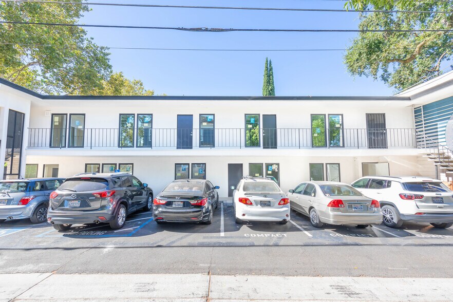 More Photos Of 1016 23rd St, Sacramento Office Residential For Sale
