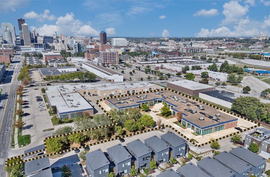 More Photos Of , Des Moines Unknown For Sale