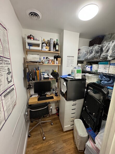 More Photos Of 44 E 12th St, New York Apartments For Lease