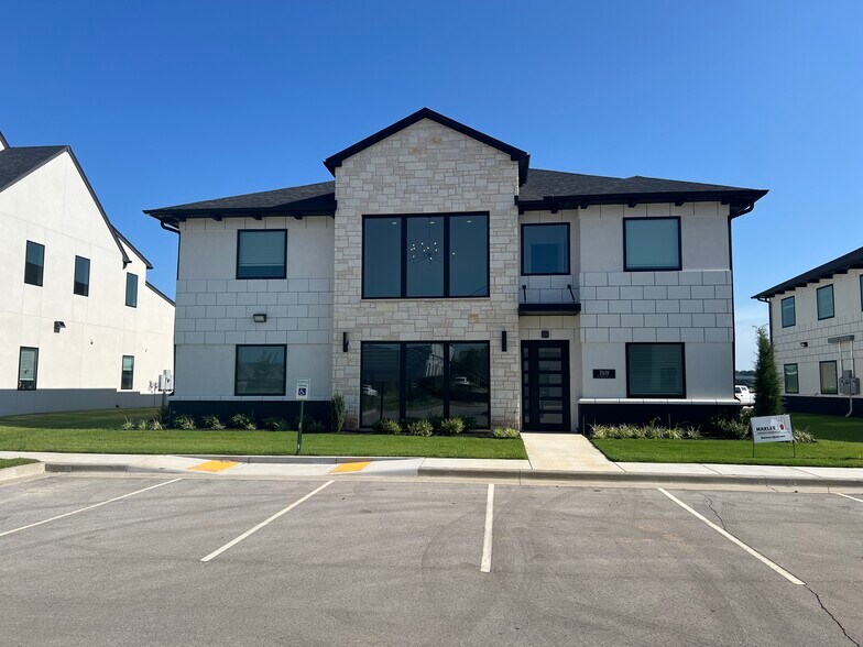 Primary Photo Of 7631 E 126th St S, Bixby Coworking Space