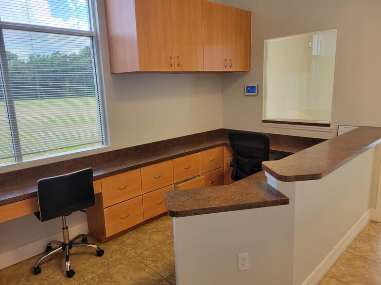 More Photos Of 18316 Murdock Cir, Port Charlotte Office For Lease