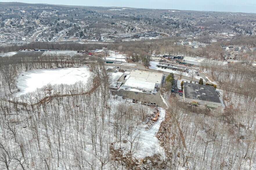 More Photos Of 266 Brookside Rd, Waterbury Land For Lease