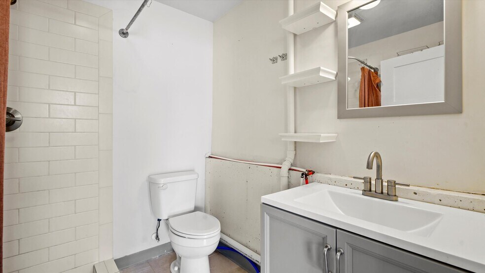 More Photos Of 1900 US 69, Excelsior Springs Warehouse For Sale